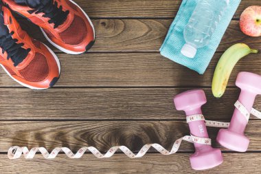 Fitness, sağlıklı ve aktif yaşam kavramı, halter, spor