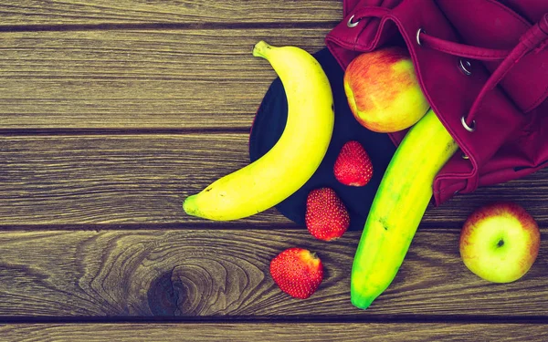 Taze sağlıklı meyve, diyet ve aktif yaşam tarzları kavramı, taze 