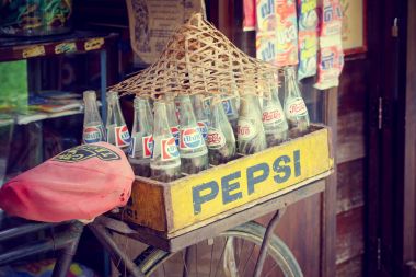 Bangkok, Tayland - 7 Mayıs 2017: Vintage retro tarzı Pepsi Bo