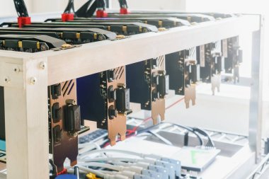 Cryptocurrency arka plan (araştırma sondaj platformu), ri madencilik Cryptocurrency