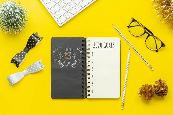 2020 New Year Resolution Goals List Concept. Business office des