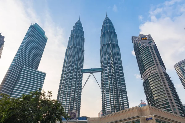 Petronas twin towers — стокове фото