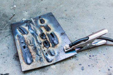 Kaynakçı örnekleri üretir 