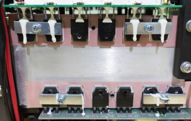 Kaynak içinde elektronik devre kartı