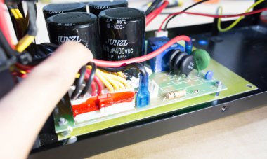 Kaynak içinde elektronik devre kartı