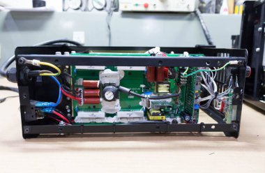 Kaynak içinde elektronik devre kartı