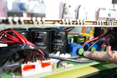 Kaynak içinde elektronik devre kartı
