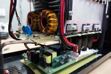 Kaynak içinde elektronik devre kartı