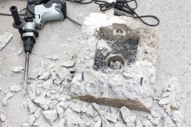 Arka plan Beton kırma matkap ile Beton kırma
