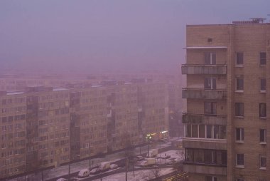 Sis daire üç aylık dönemler üzerinden