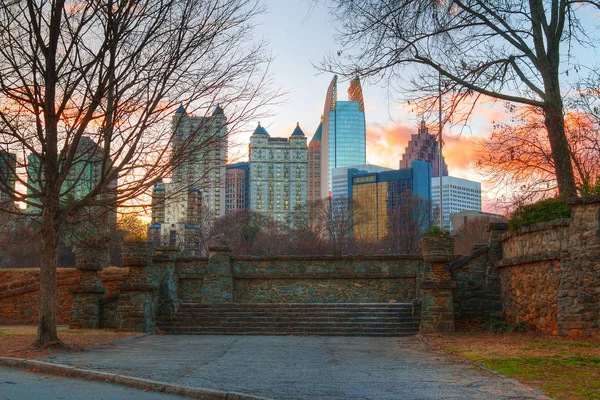 Midtown Atlanta i Piemont Park, Stany Zjednoczone Ameryki — Zdjęcie stockowe