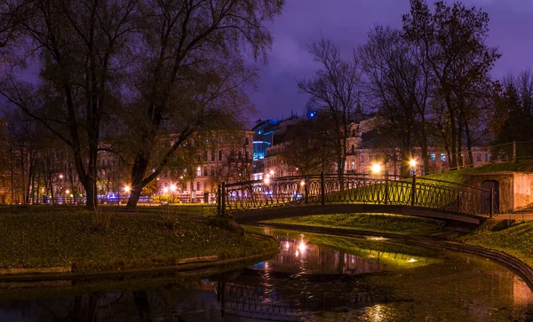 Wgląd nocy ogród Jusupow — Zdjęcie stockowe