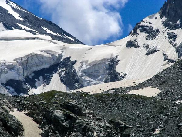 Vistas al paisaje de montaña — Foto de Stock