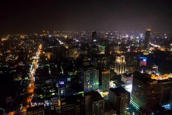 Kaohsiung şehrin havadan görünümü — Stok fotoğraf