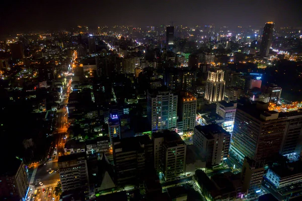 Kaohsiung şehrin havadan görünümü — Stok fotoğraf