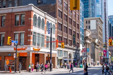 Toronto downtown binaları ve sokakları görüntüleme