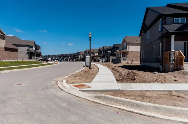 Nuevas casas privadas en Kitchener — Foto de Stock