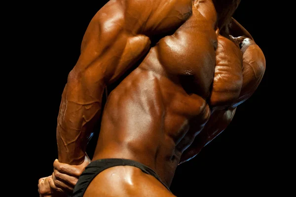 Parte del corpo dell'atleta di bodybuilding — Foto Stock