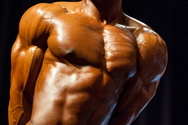 Μέρος του σώματος του αθλητή bodybuilding — Φωτογραφία Αρχείου