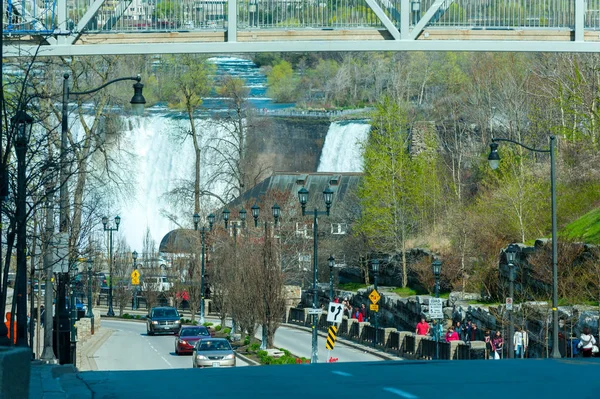 Vista sulla strada nella città di Niagara Falls Canada — Foto Stock