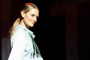 Toronto kadın moda haftası