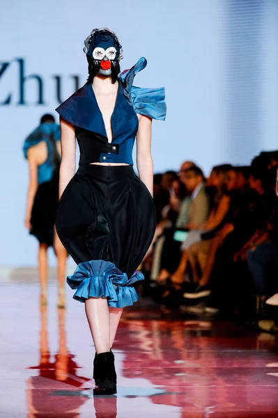 Toronto kadın moda haftası