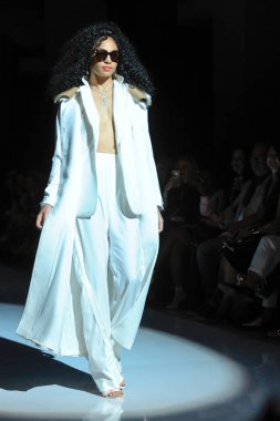 Toronto kadın moda haftası 2017