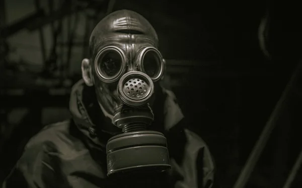 Soldado Con Máscara Gas Acosador Virus Corona — Foto de Stock