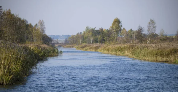 Belarus: Indian summer, Vileysko-Minsky channel. — Stock Photo, Image