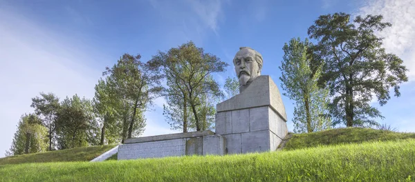 Bielorrússia, Stolbtsy: um monumento na pátria de Felix Dzerzhinsky . — Fotografia de Stock