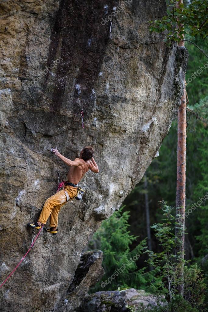 Рулетка азартная игра rock climber скачать бесплатно