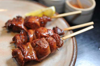 kavrulmuş lezzetli kebap 