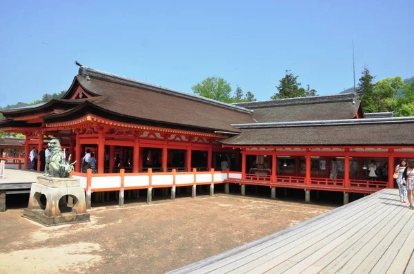 Храм Ицукусима в Японии — стоковое фото
