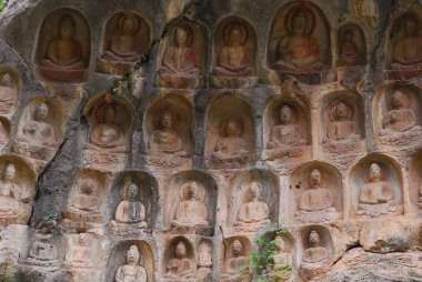 Simen Pagoda mağara