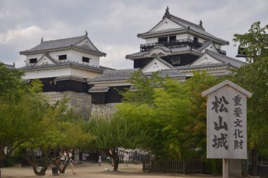 Matsuyama kale Manzaralı