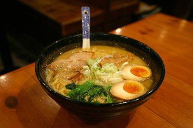 Deniz ürünleri yemek bir plaka üzerinde