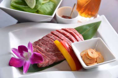 Masasına lezzetli restoran yemek