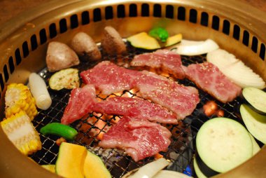 ızgara panelde kavurma yiyecek