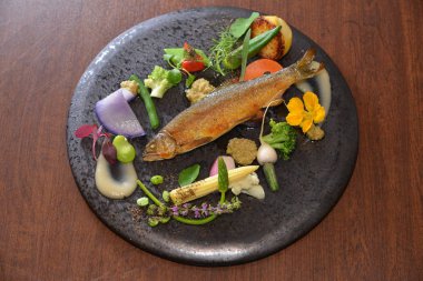 Deniz ürünleri Shennan Deco Tavern