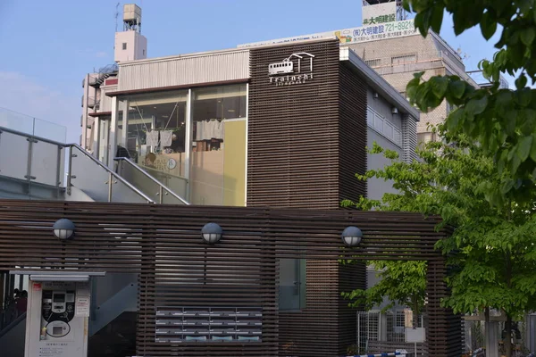 Edificio de fábrica en Trainchi — Foto de Stock