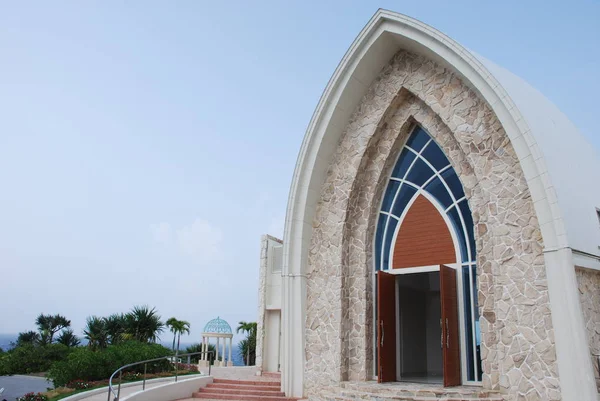 Церковь Аквалуце на Окинаве — стоковое фото