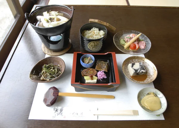 Tradicional japonês jantar conjunto — Fotografia de Stock