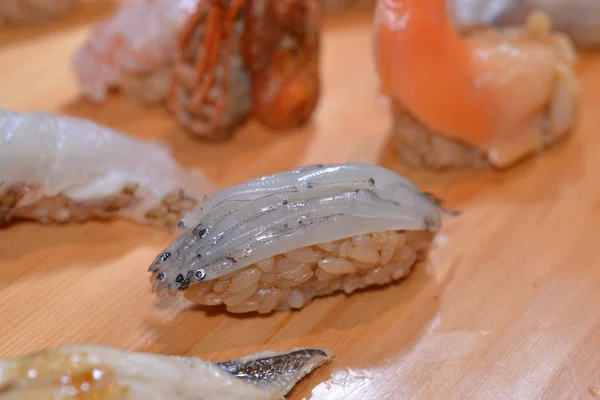 Delicioso conjunto de sushi — Fotografia de Stock