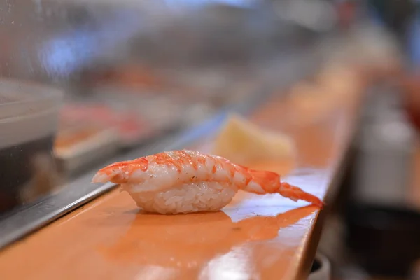 Σούσι στην ιαπωνική αγορά ψαριών Tsukiji — Φωτογραφία Αρχείου