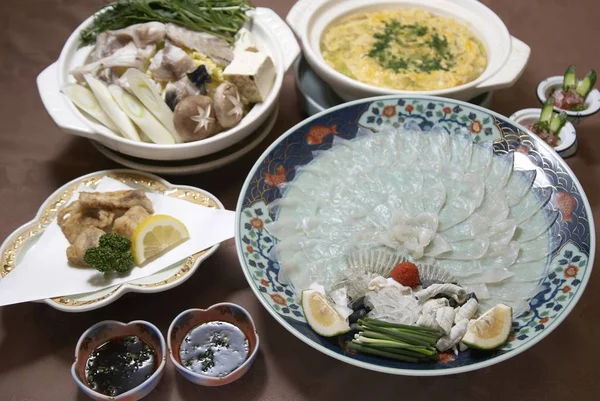 맛 있는 음식 식사 tableset — 스톡 사진