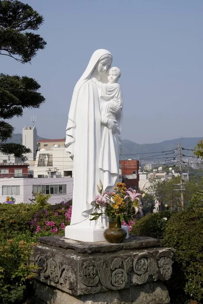 Estátua de Maria na catedral de urakami — Fotografia de Stock