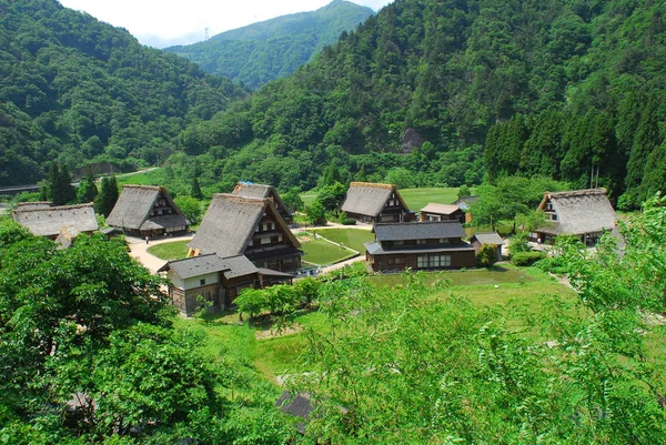 Japonské vesnice v zemi Toyama — Stock fotografie