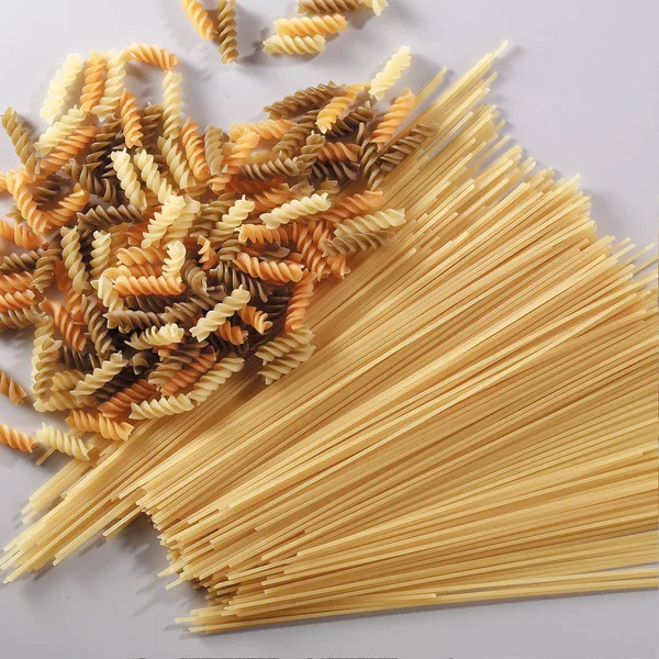 Diferentes tipos de pasta — Foto de Stock