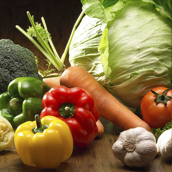 Pimientos frescos con verduras — Foto de Stock