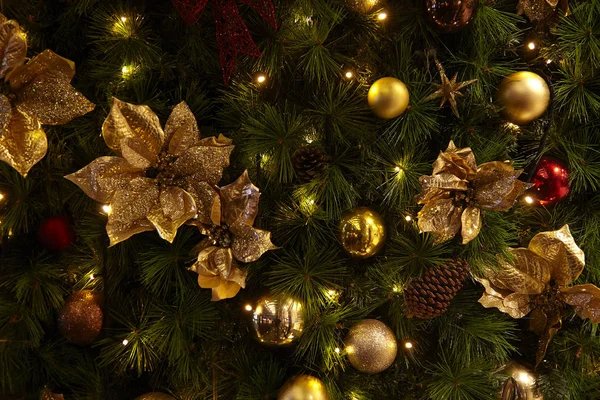 Zdobené vánoční strom — Stock fotografie